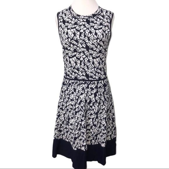 Eliza J Print Fit & Flare Sweater Dress Medium NWOT - Picture 5 of 7